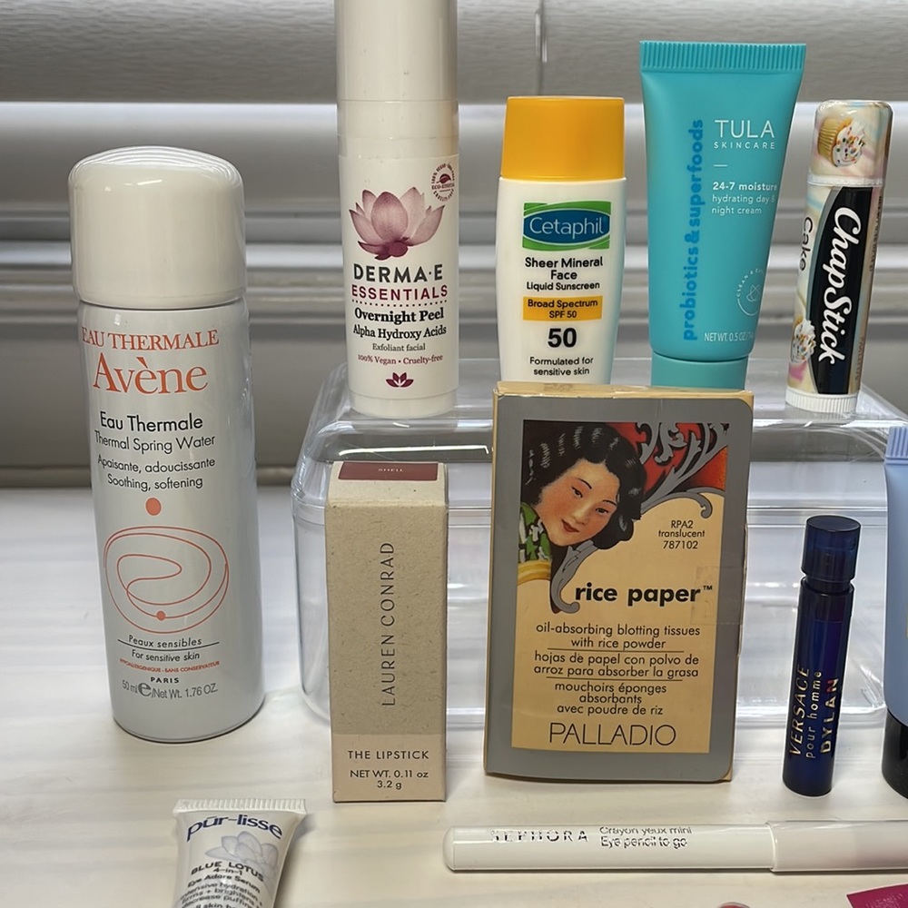 Assorted makeup/skincare bundle - Picture 4 of 5